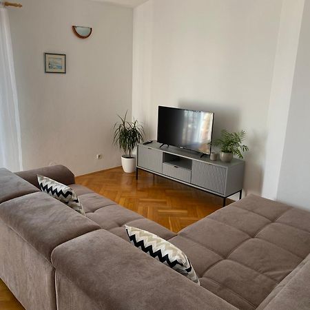 Apartmani Niks Макарська Екстер'єр фото